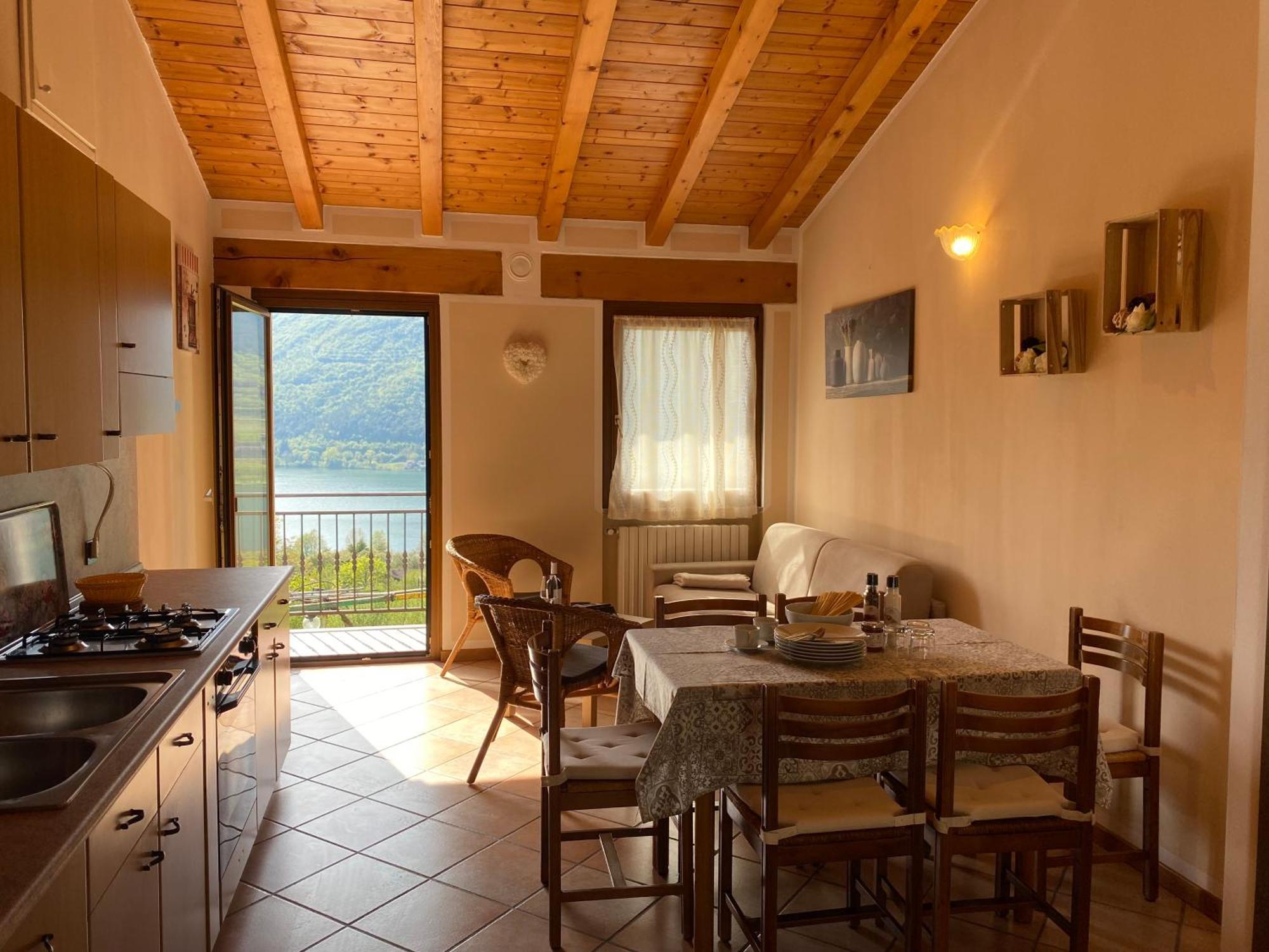 Casa Carla, Bis 4 Personen, Garten, Balkon Mit Blick Auf Den See Und Die Berge Crone Eksteriør billede